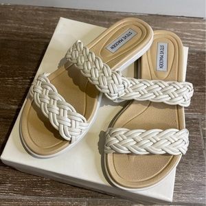 Steve Madden sandals